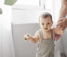 0 Bebeklerde Yürüme Süreci Nasıl Gelişir (1) (1) min